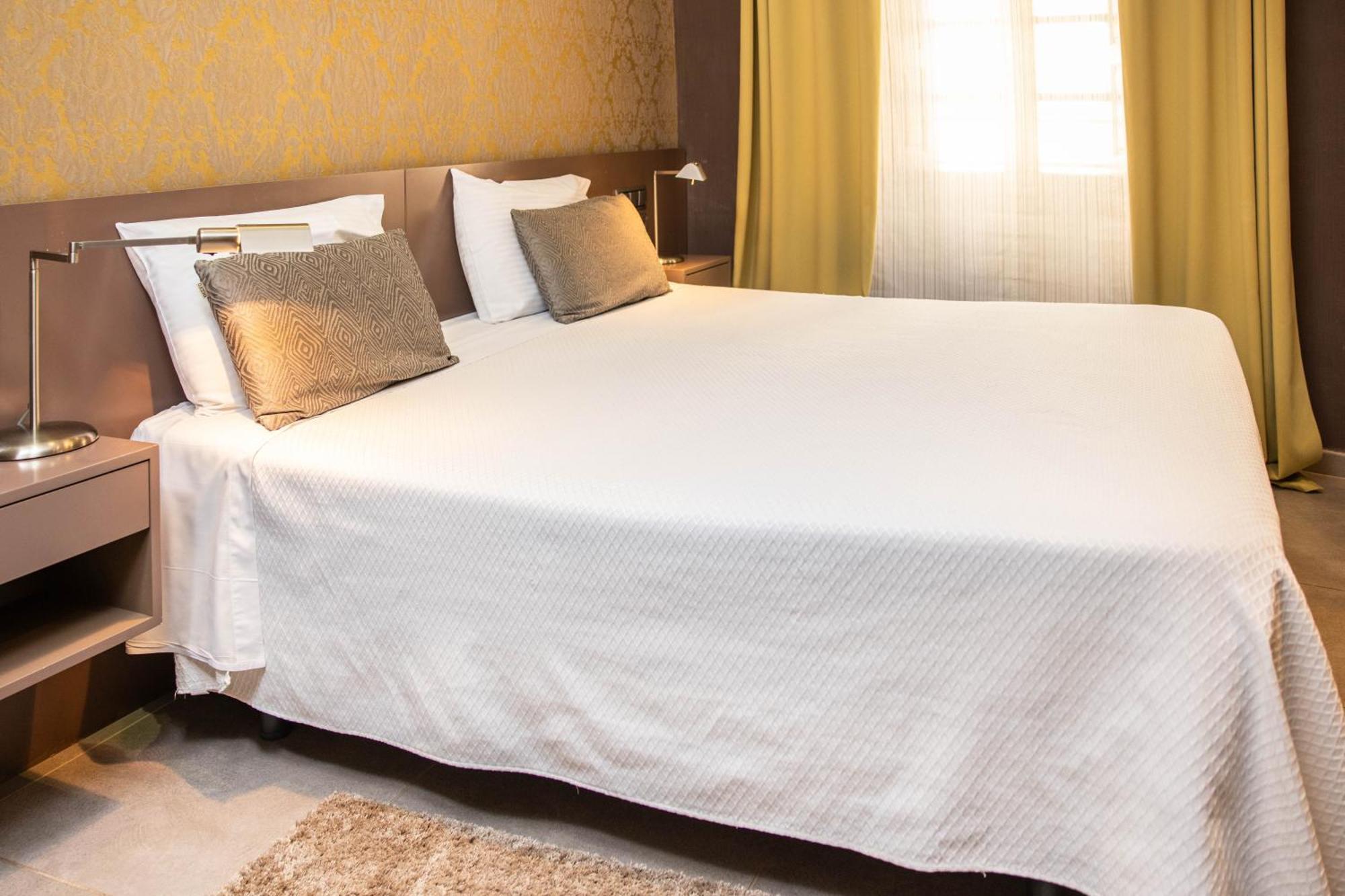 Torroella de Montgrí Rvhotels Palau Lo Mirador מראה חיצוני תמונה