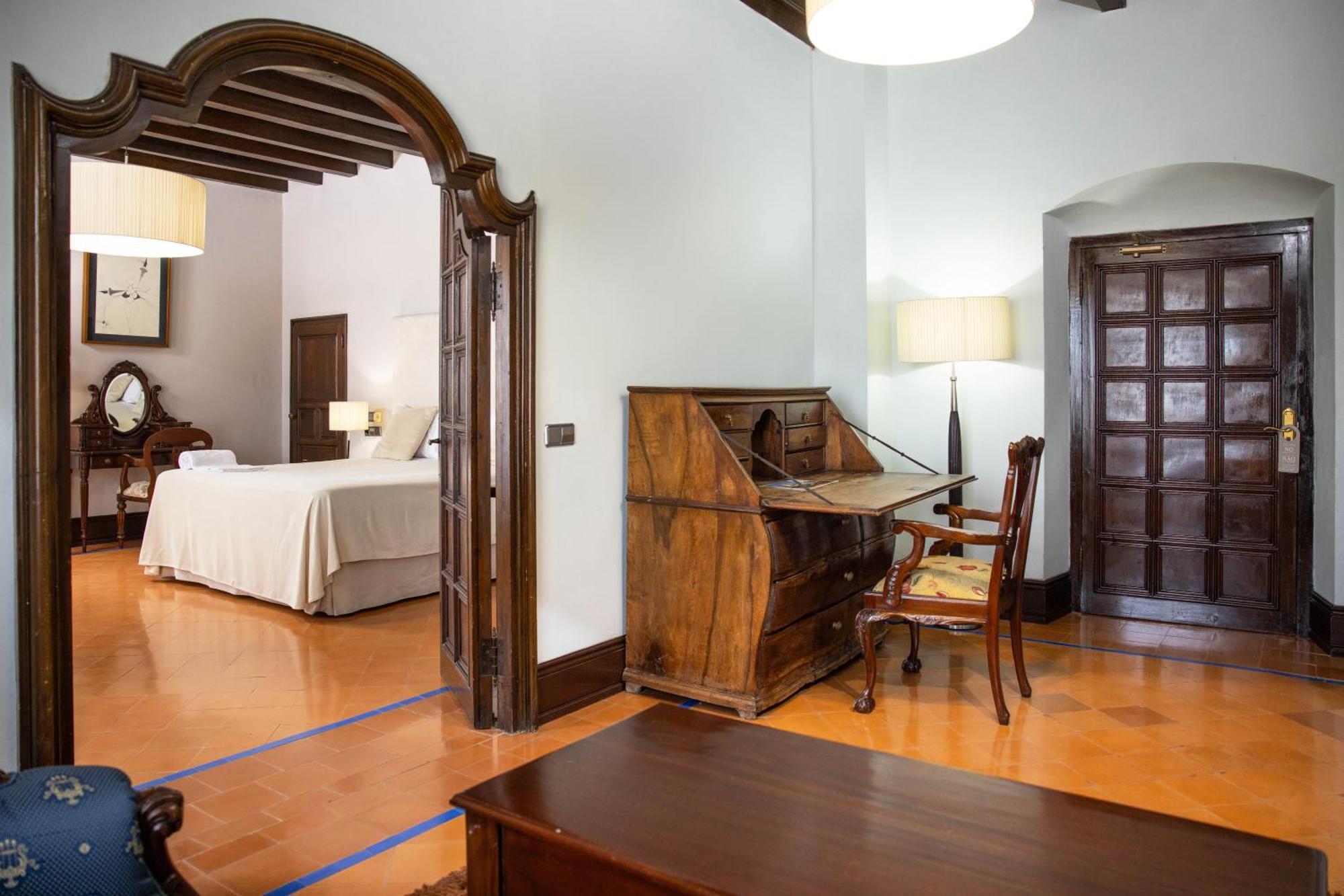 Torroella de Montgrí Rvhotels Palau Lo Mirador מראה חיצוני תמונה