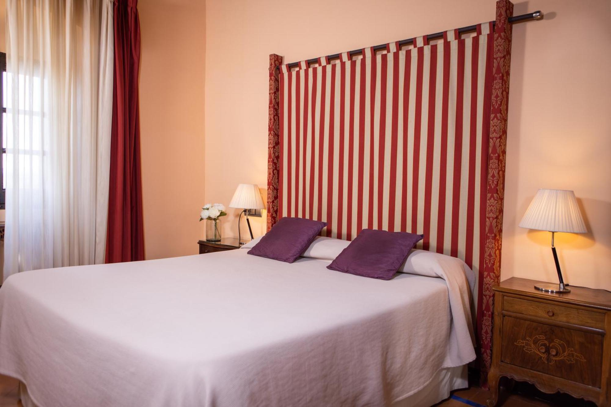 Torroella de Montgrí Rvhotels Palau Lo Mirador חדר תמונה