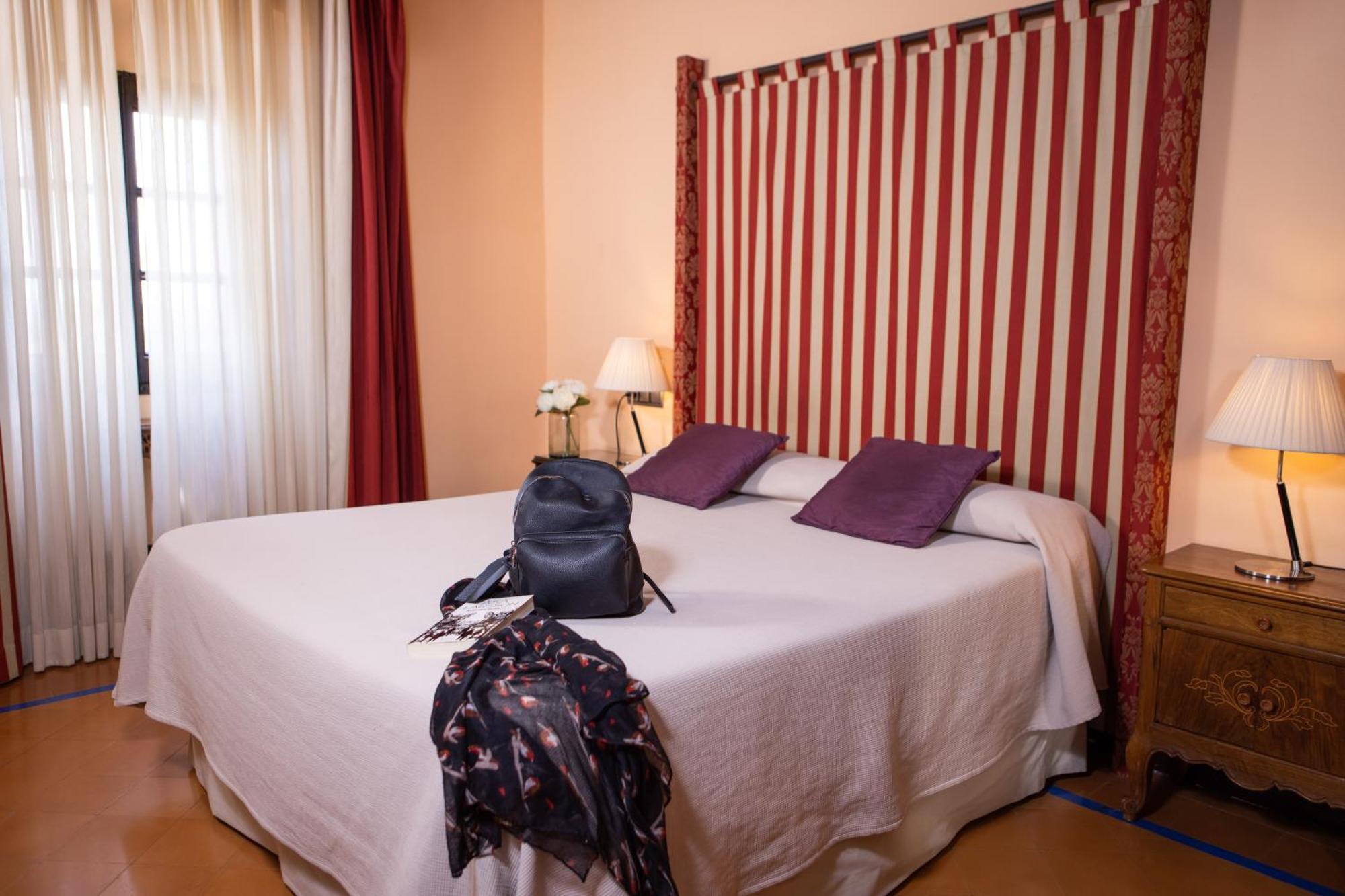 Torroella de Montgrí Rvhotels Palau Lo Mirador חדר תמונה